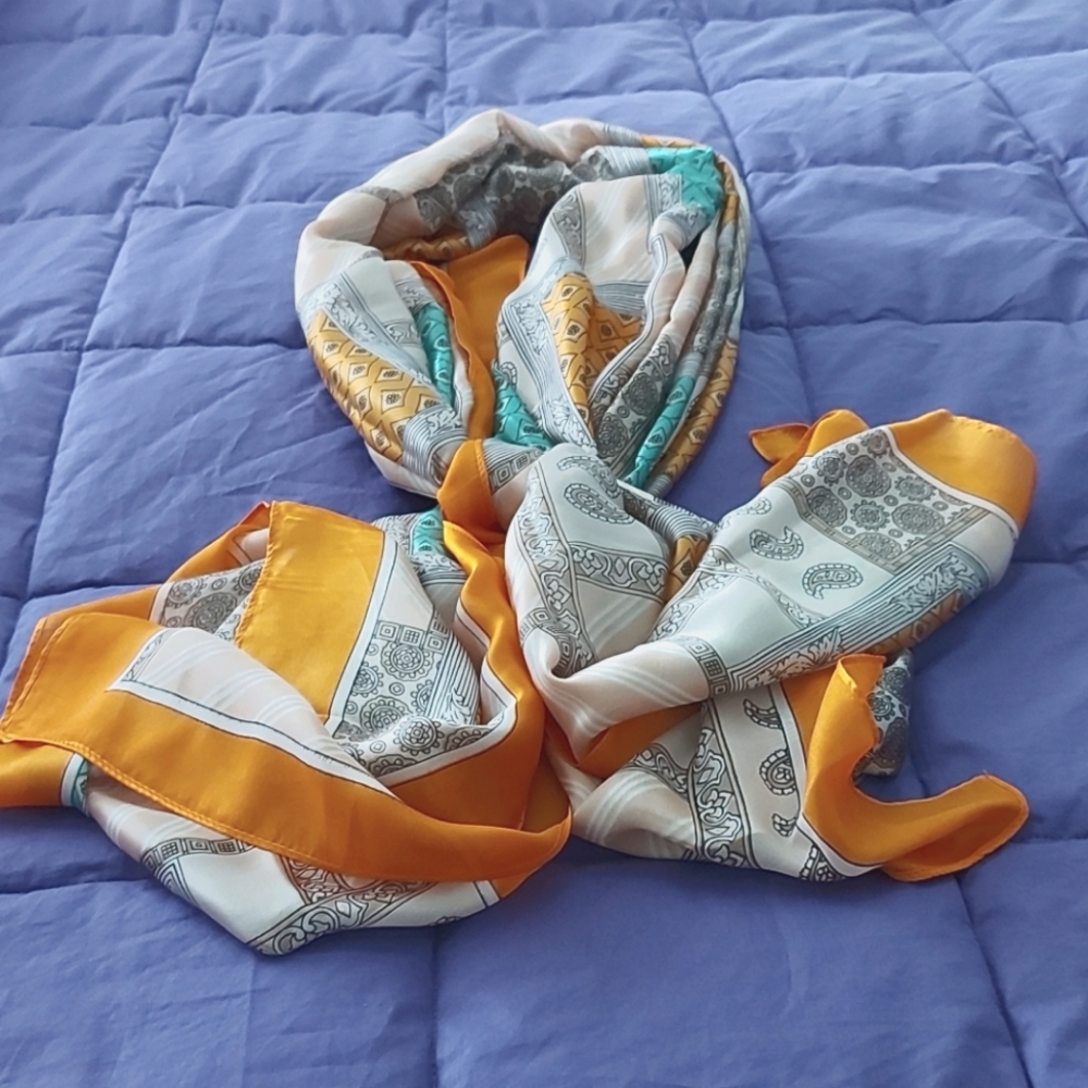 NWOT Gerard Pasquier Scarf-Wrap